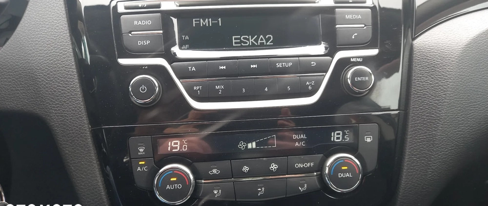 Nissan Qashqai cena 56900 przebieg: 112000, rok produkcji 2016 z Sulechów małe 232